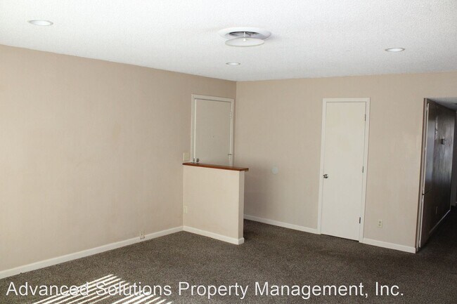 Foto del edificio - 3 br, 2 bath House - 1028 Lorraine Dr.