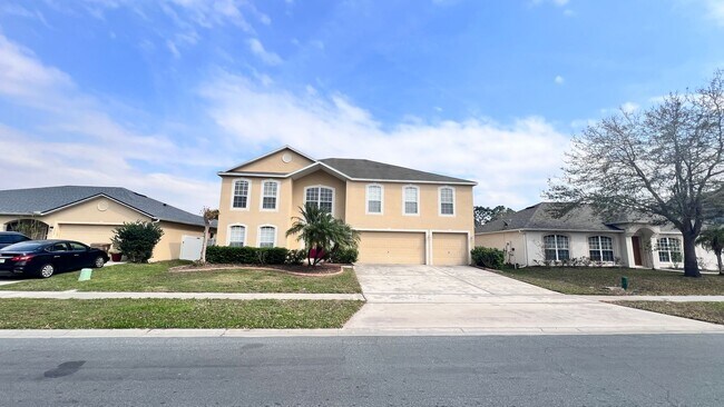 Foto del edificio - Magnificent, SPACIOUS 6 Bedroom, 4.5 Bathr...