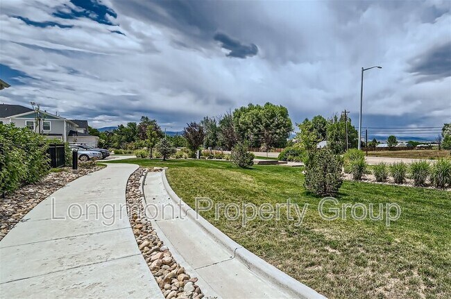 Foto del edificio - 609 Stonebridge Dr