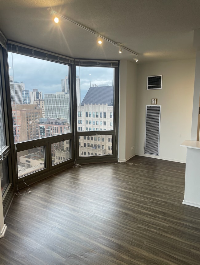 Foto del edificio - 1122 N Dearborn St