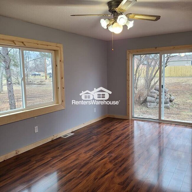 Building Photo - Neat and Clean 4 Bedroom Home for Rent