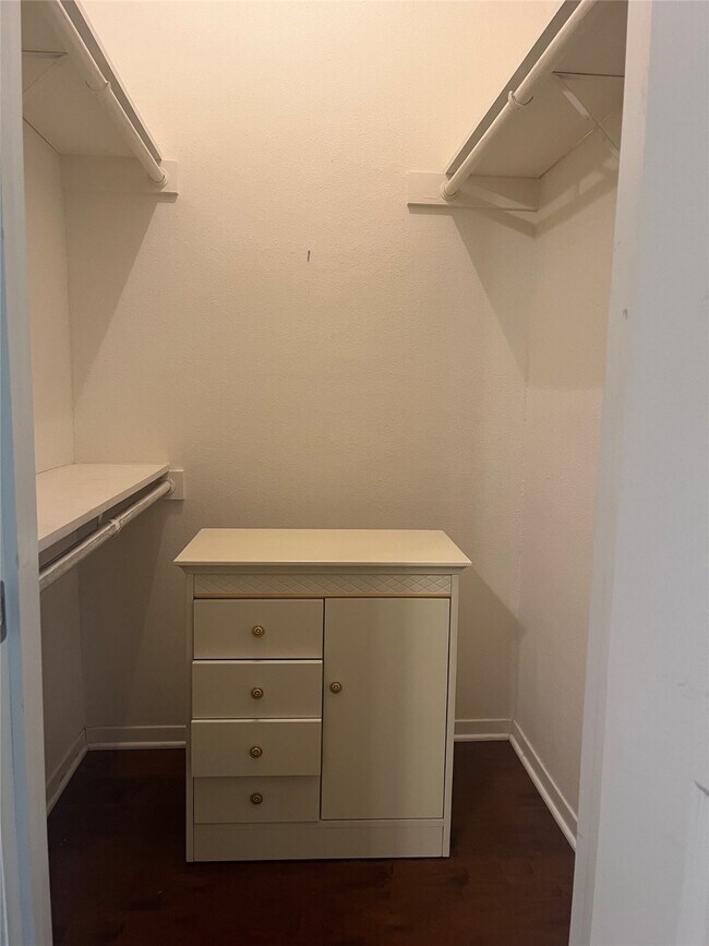 Building Photo - 4041 Law St