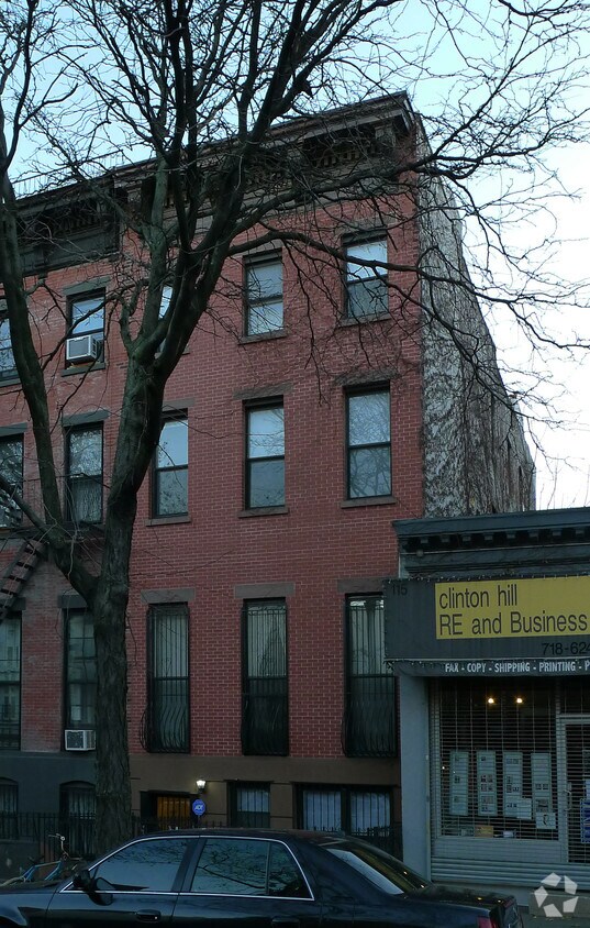 Primary Photo - 113 S Oxford St