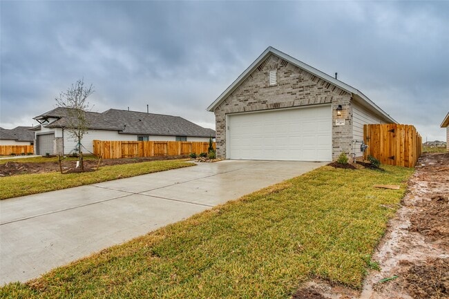 Building Photo - 20222 Rainflower Bay Ln