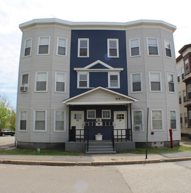 Building Photo - 26 School St