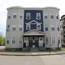 Building Photo - 26 School St