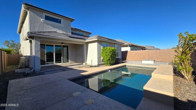 Foto del edificio - 8851 S 165th Ave