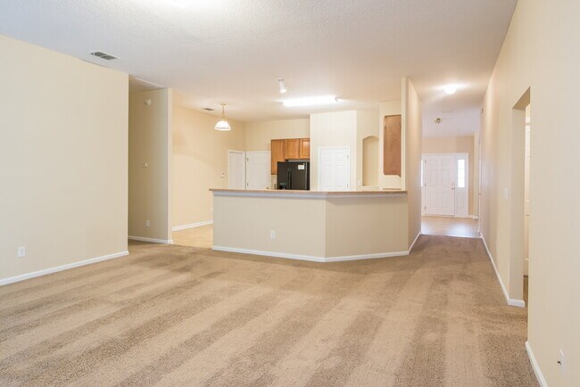 Foto del edificio - 9225 Hawks Run Ln