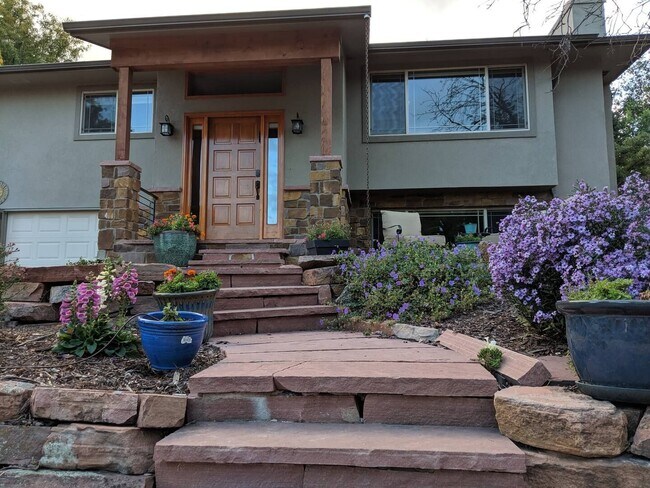 Executive Furnished 5 Bedroom /4 Bathroom ... - Executive Furnished 5 Bedroom /4 Bathroom ... House