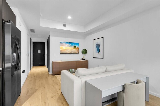 Foto del edificio - 398 NE 5th St