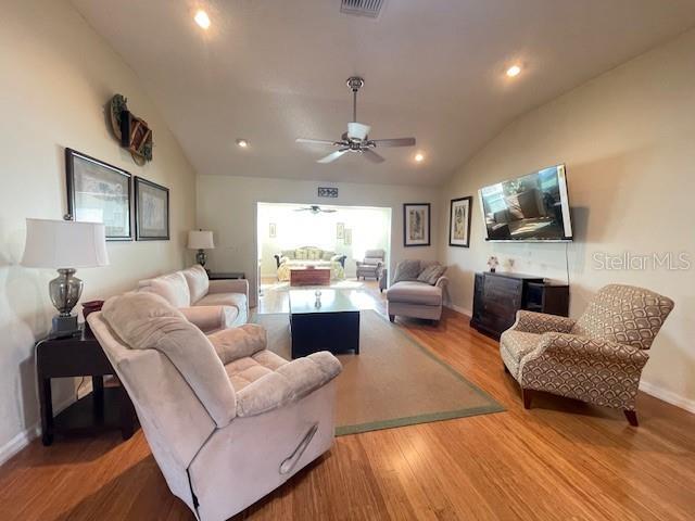 Foto del edificio - 1620 Lynchburg Loop