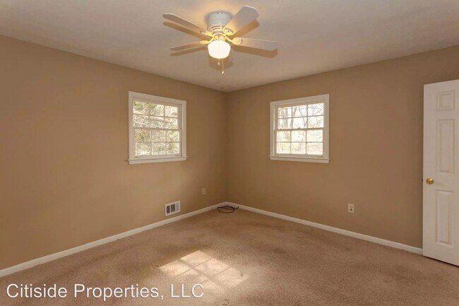 Building Photo - 3 br, 2 bath House - 5035 W Mountain St