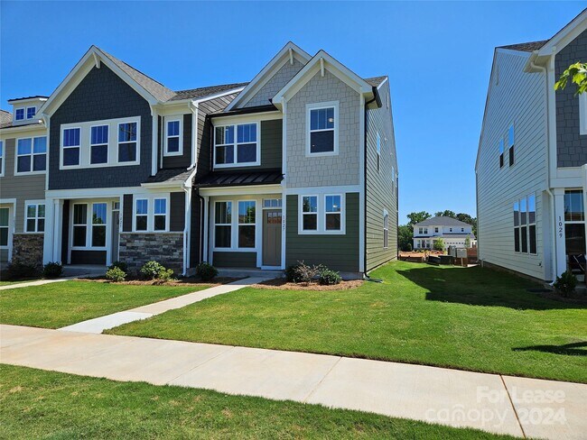 Foto del edificio - 1027 S Point Rd