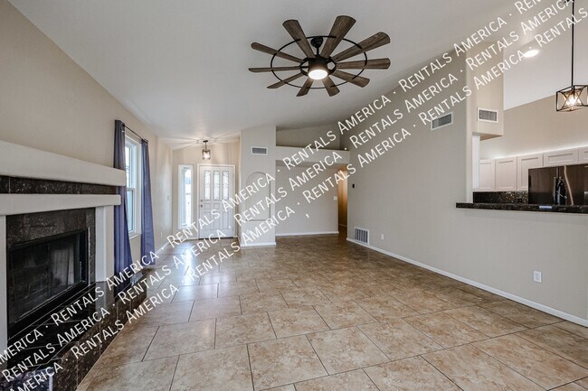 Building Photo - 15838 S 33rd Pl