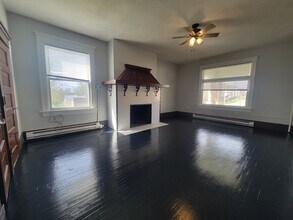 Building Photo - 1202 Highland Ave