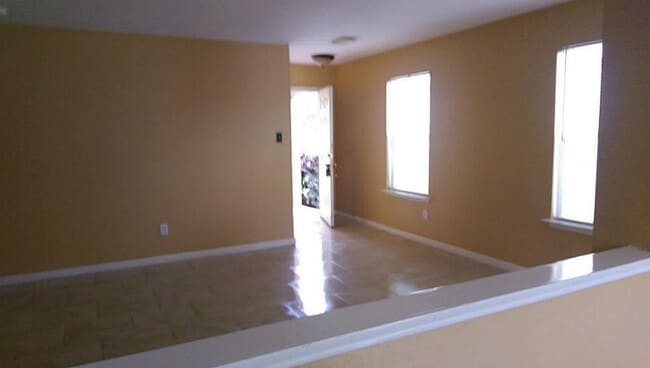 Building Photo - 15407 Blue Creek Ranch Dr