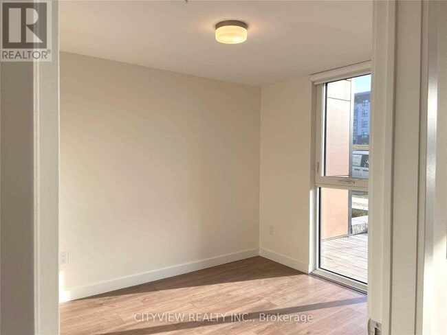 Building Photo - 150 Sabina Dr