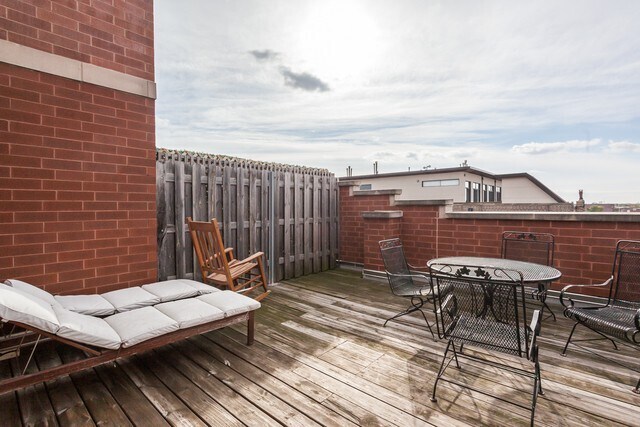 Foto del edificio - 2745 W Armitage Ave