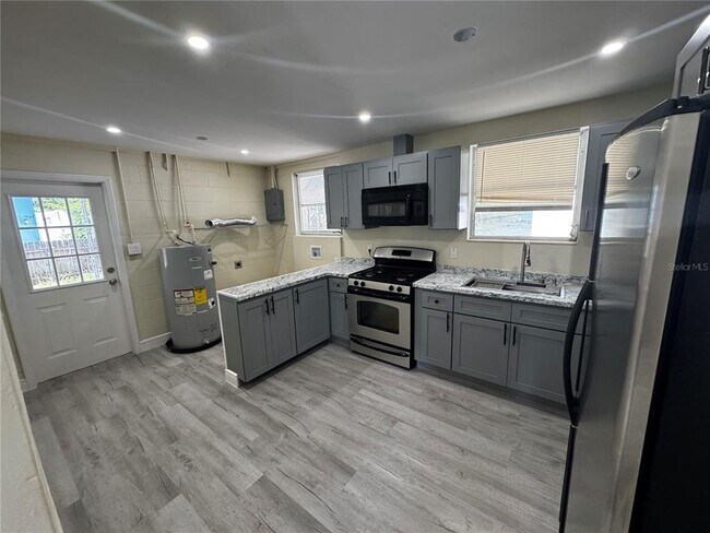 Foto del edificio - 1610 Crest Ave