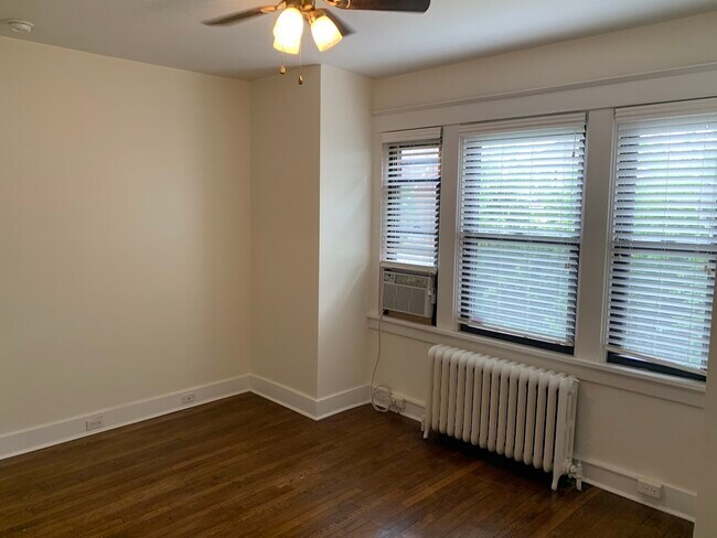 Foto del edificio - 6401 Bartlett St
