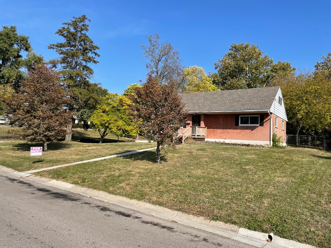 930 N 12th St, Miamisburg, OH 45342 House Rental in Miamisburg, OH