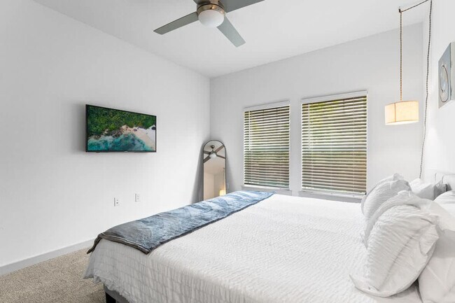 Building Photo - 14515 Star Water Rd