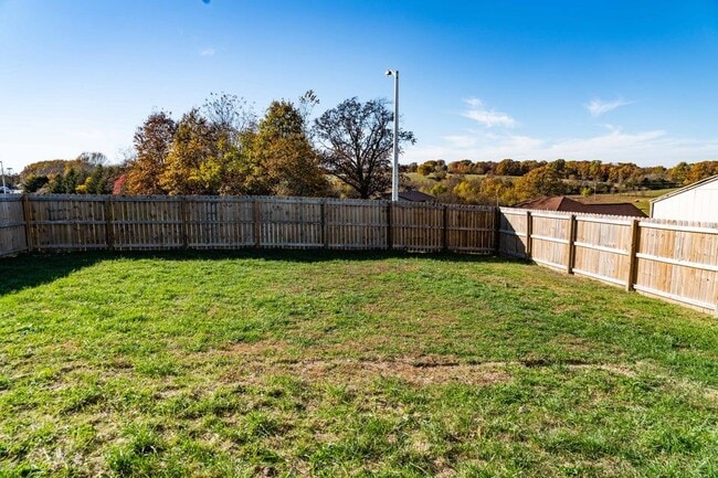 Building Photo - 521 Micahs Crossing