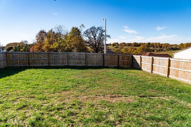 Foto del edificio - 521 Micahs Crossing