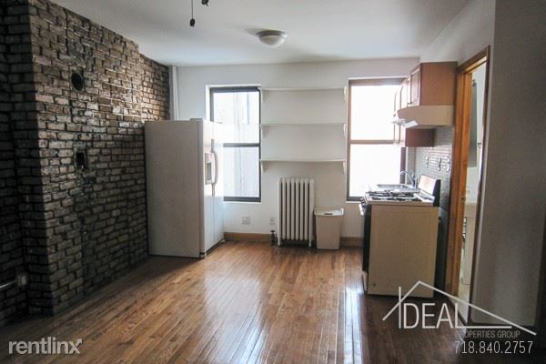 Building Photo - 103 Hoyt St