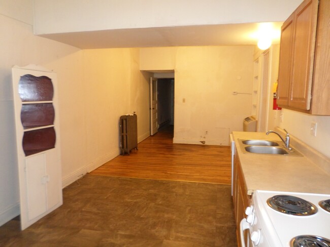 Building Photo - Vattier 1124-1126