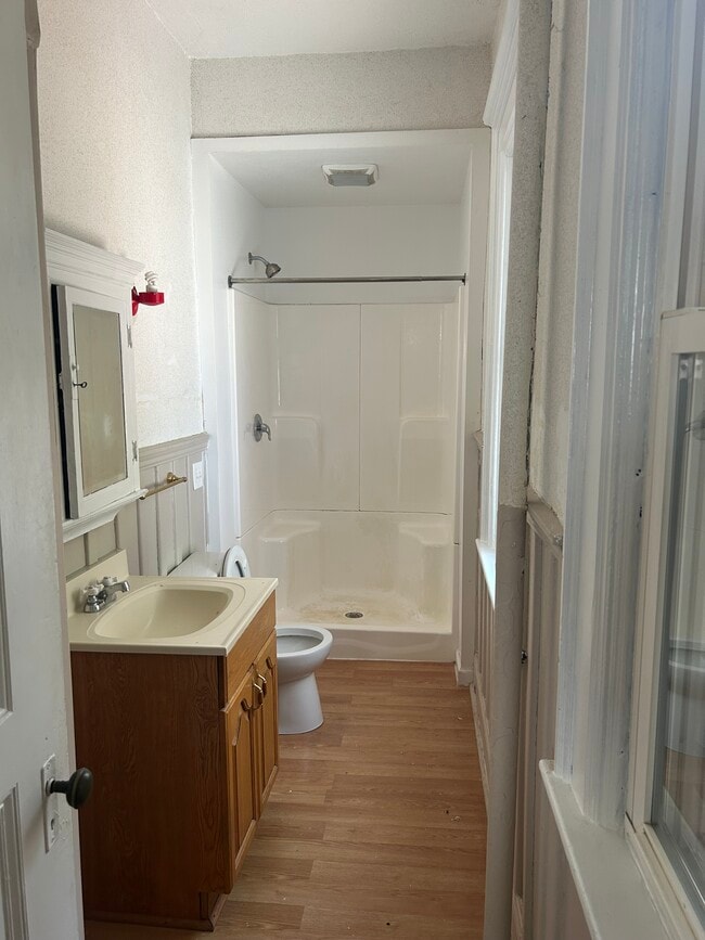 First Floor Bathroom - 229 N Lowell Ave