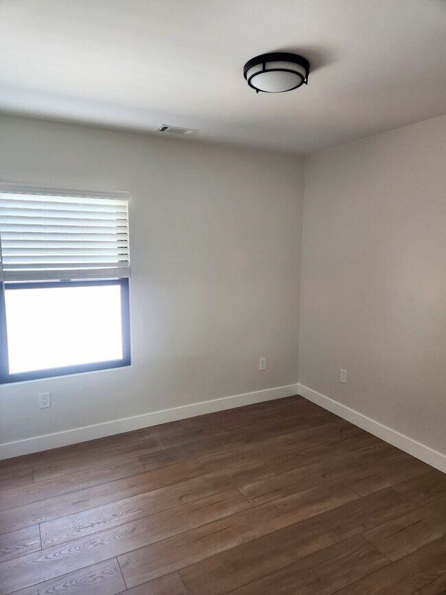 Building Photo - 3040 and 3038 Rockview