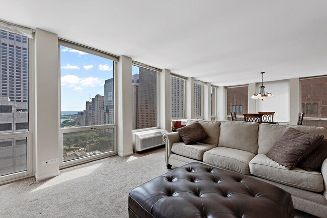 Foto del edificio - 111 E Chestnut St