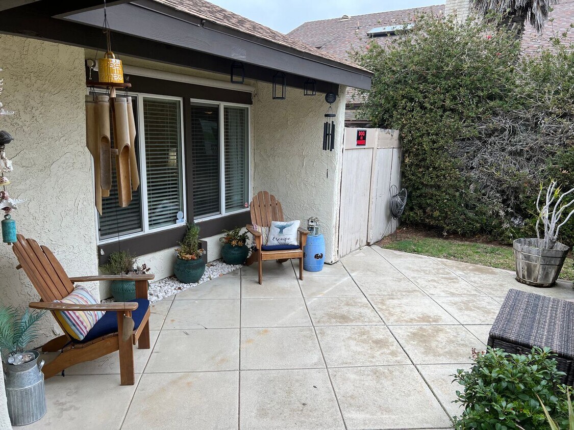 Foto principal - Gorgeous Single Story Home