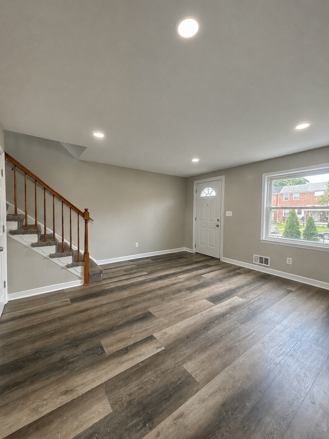 Building Photo - 2138 Firethorn Rd