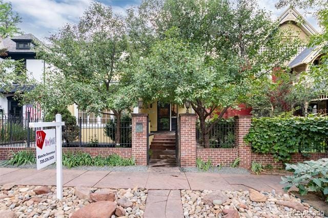 Foto del edificio - 1337 N Humboldt St