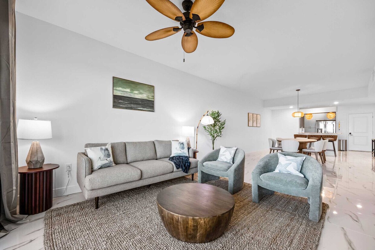 Foto principal - 131 S Courtenay Pkwy