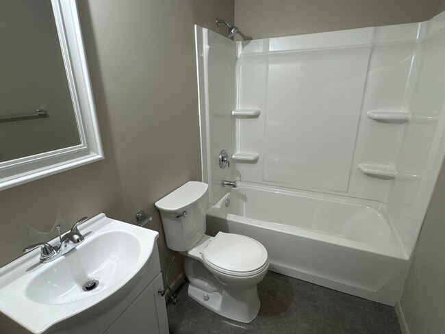Foto del edificio - 3 Bedroom, 2 Bathroom updated home for $995!