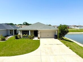 Building Photo - 289 Cascara Ln