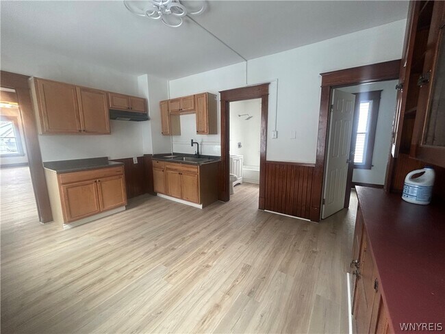 Foto del edificio - 411 Cambridge Ave