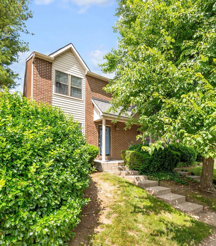 Foto principal - 1332 Gray Hawk Rd