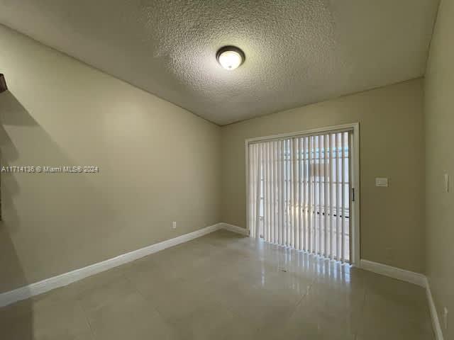 Foto del edificio - 8888 NW 115th St