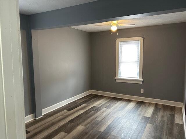 Building Photo - 2105 S Waldemere Ave