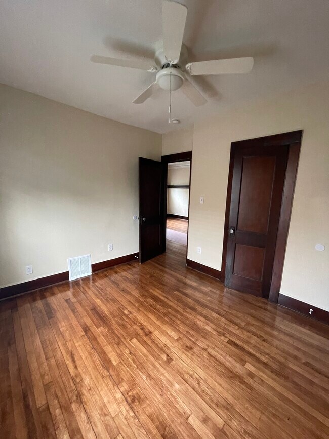 Foto del edificio - 3211 N 13th St
