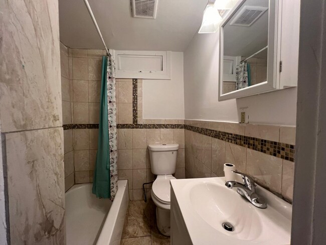 Foto del edificio - 130 Magnolia Ave