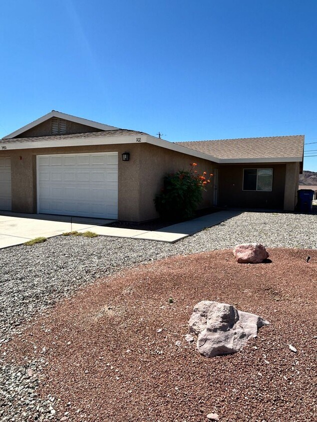Foto principal - 3470 Tomahawk Dr
