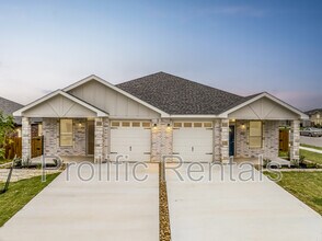 Building Photo - 5101 Rose Petal Ct
