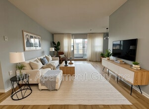 Building Photo - 1964 Main St W