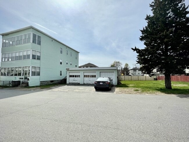 Photo - 71 Lafayette St Apartment