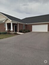 Building Photo - 110 Villa Oak Cir
